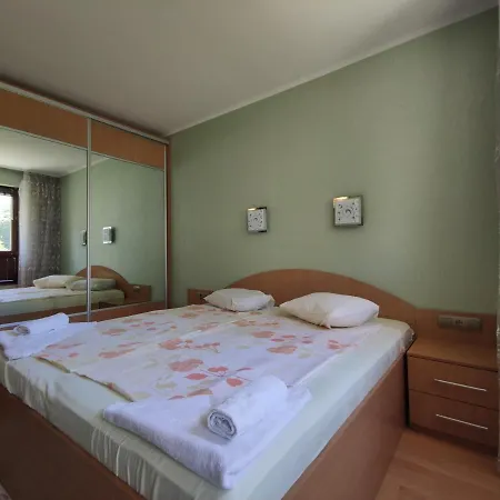 Europroperties Zlatna Kotva * Złote Piaski