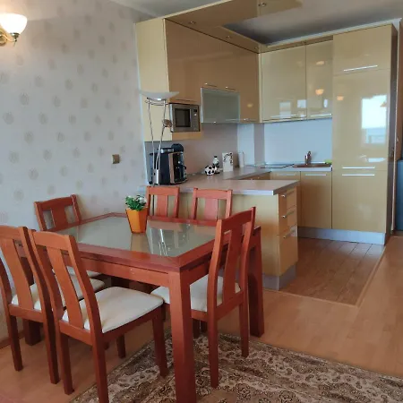 Europroperties Zlatna Kotva Lägenhet