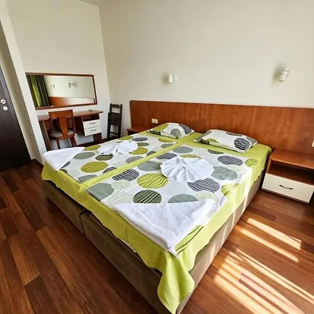 아파트 Europroperties Zlatna Kotva *