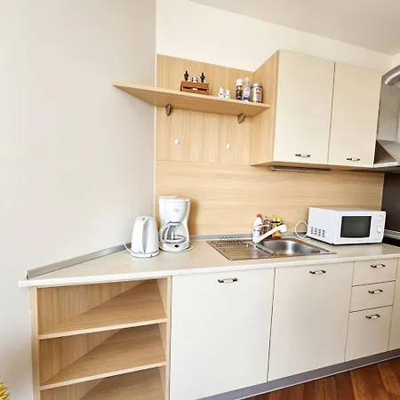Europroperties Zlatna Kotva 아파트