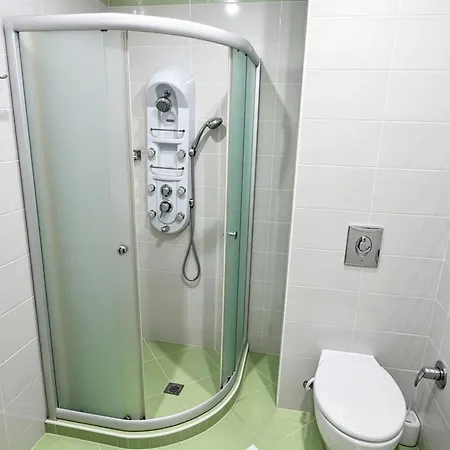Europroperties Zlatna Kotva Апартаменты *