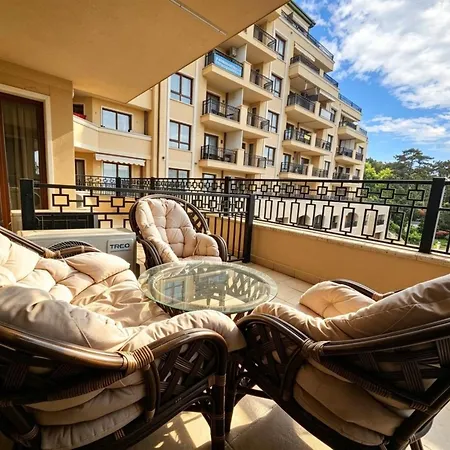 Europroperties Zlatna Kotva Апартаменты *