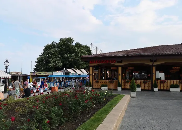 Europroperties Zlatna Kotva דירה *