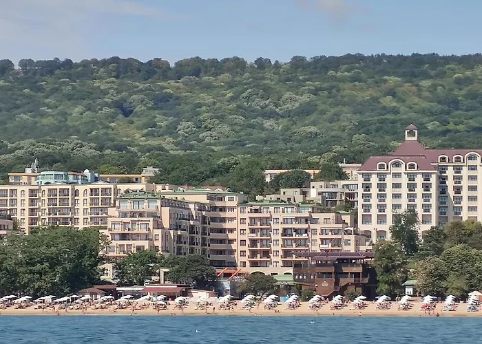 Europroperties Zlatna Kotva דירה *